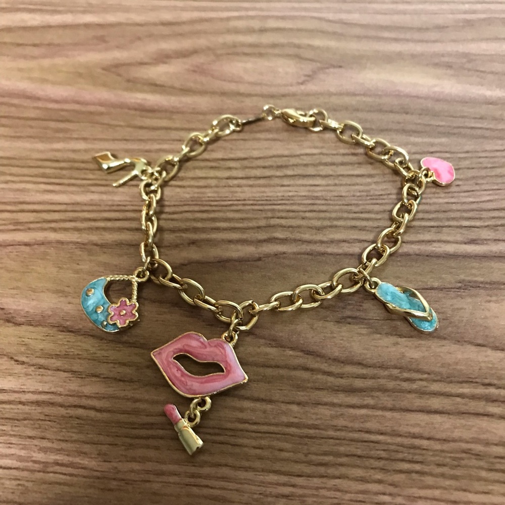 New Feminine Girly Gold Charm Bracelet